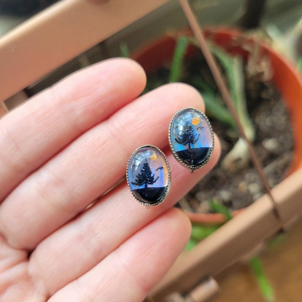 Vintage Silver Butterfly Wing Irridescent Tree Forest Screwback Stud Earrings